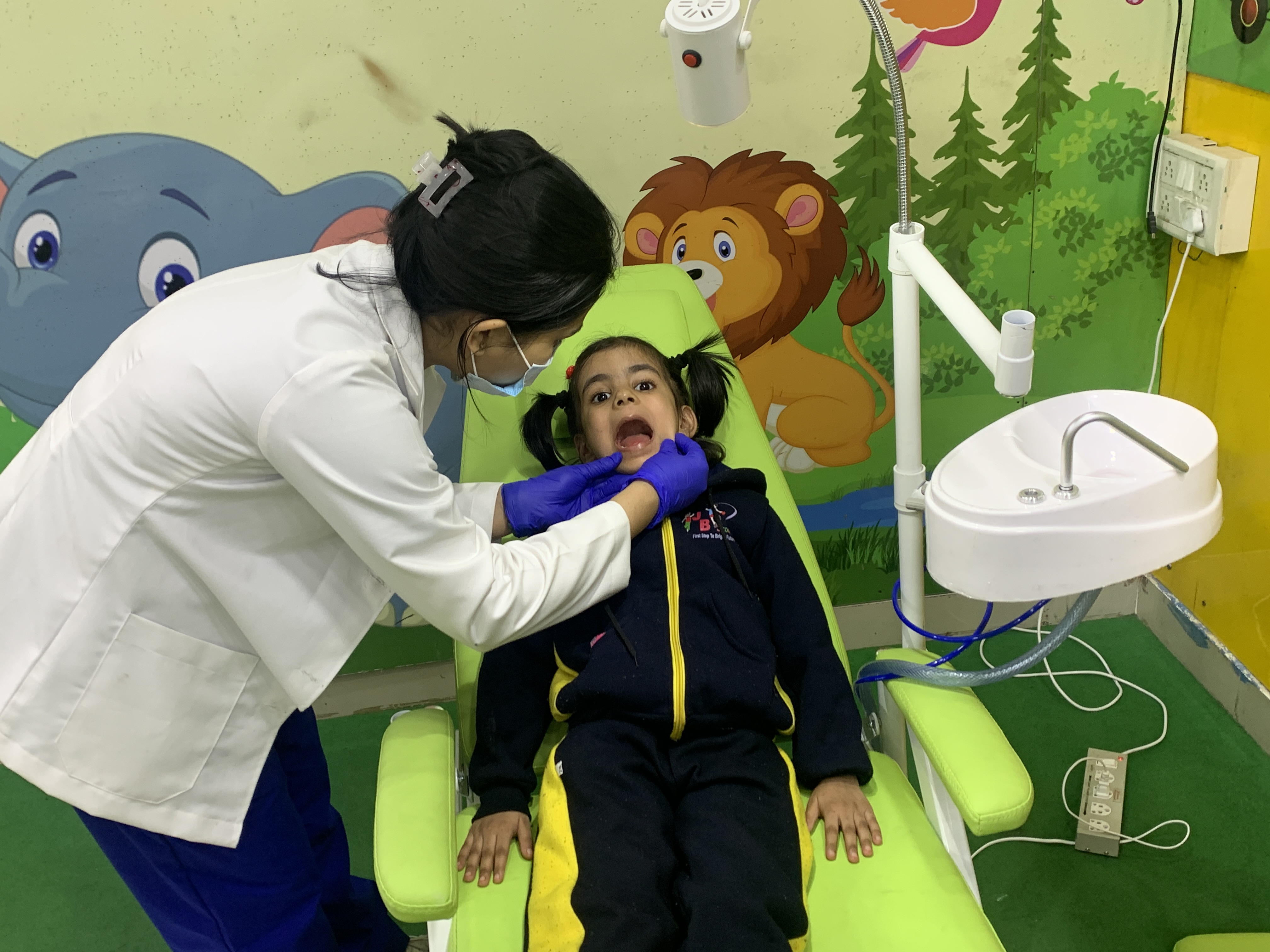 dental camp image
